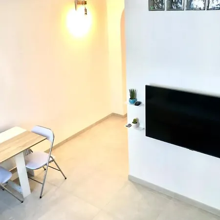 Gioia S House شقة